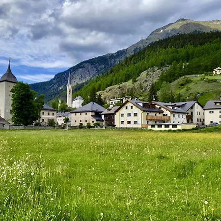 Charming Flat By The Swiss National Park