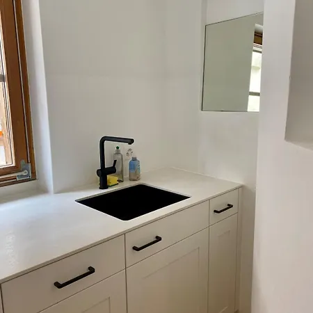 Charming Flat By The Swiss National Park Διαμέρισμα